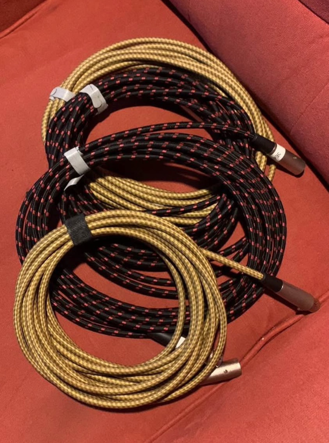 4 XLR Cables